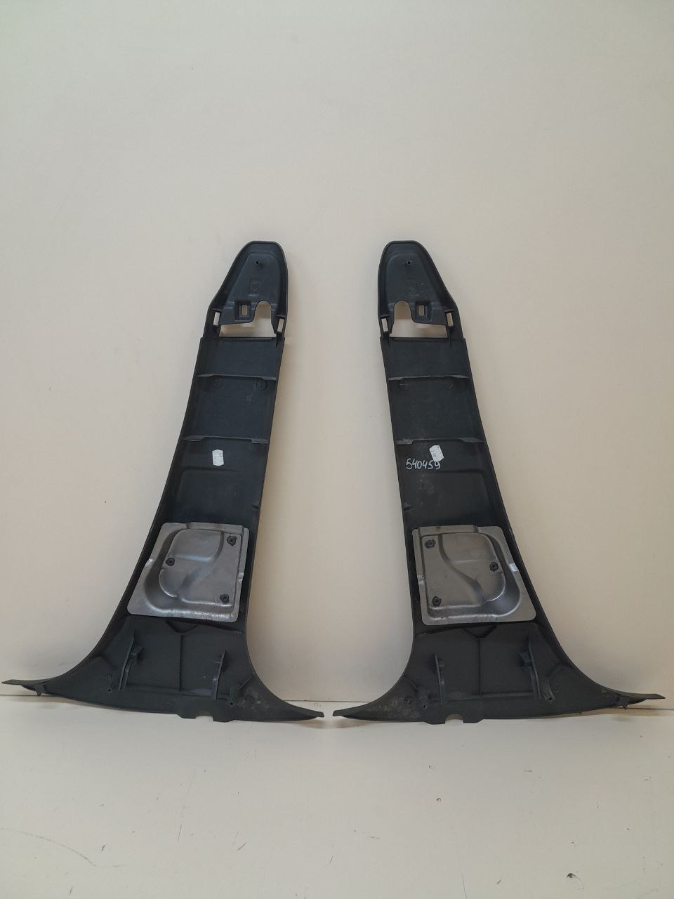 Обшивка стойки Renault Duster (HSA, HSM) 2012> Обшивка стойки Renault Duster (HSA, HSM) 2012>