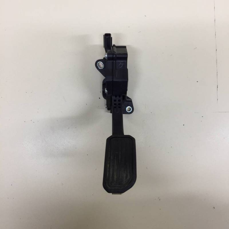 Педаль газа Toyota Corolla E150 2006-2013 Педаль газа Toyota Corolla E150 2006-2013
