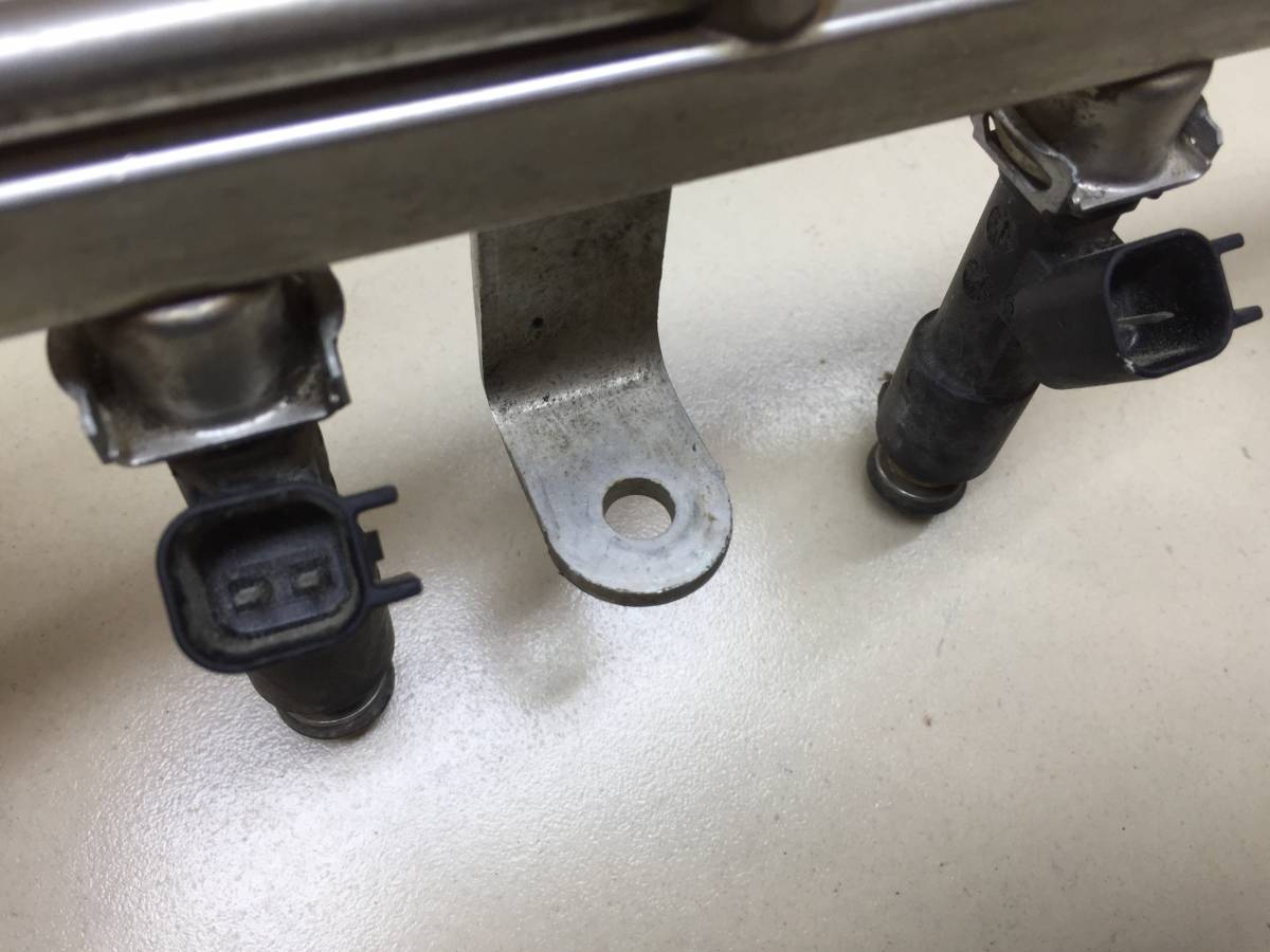 Рейка топливная (рампа) Geely Emgrand EC7 2008>