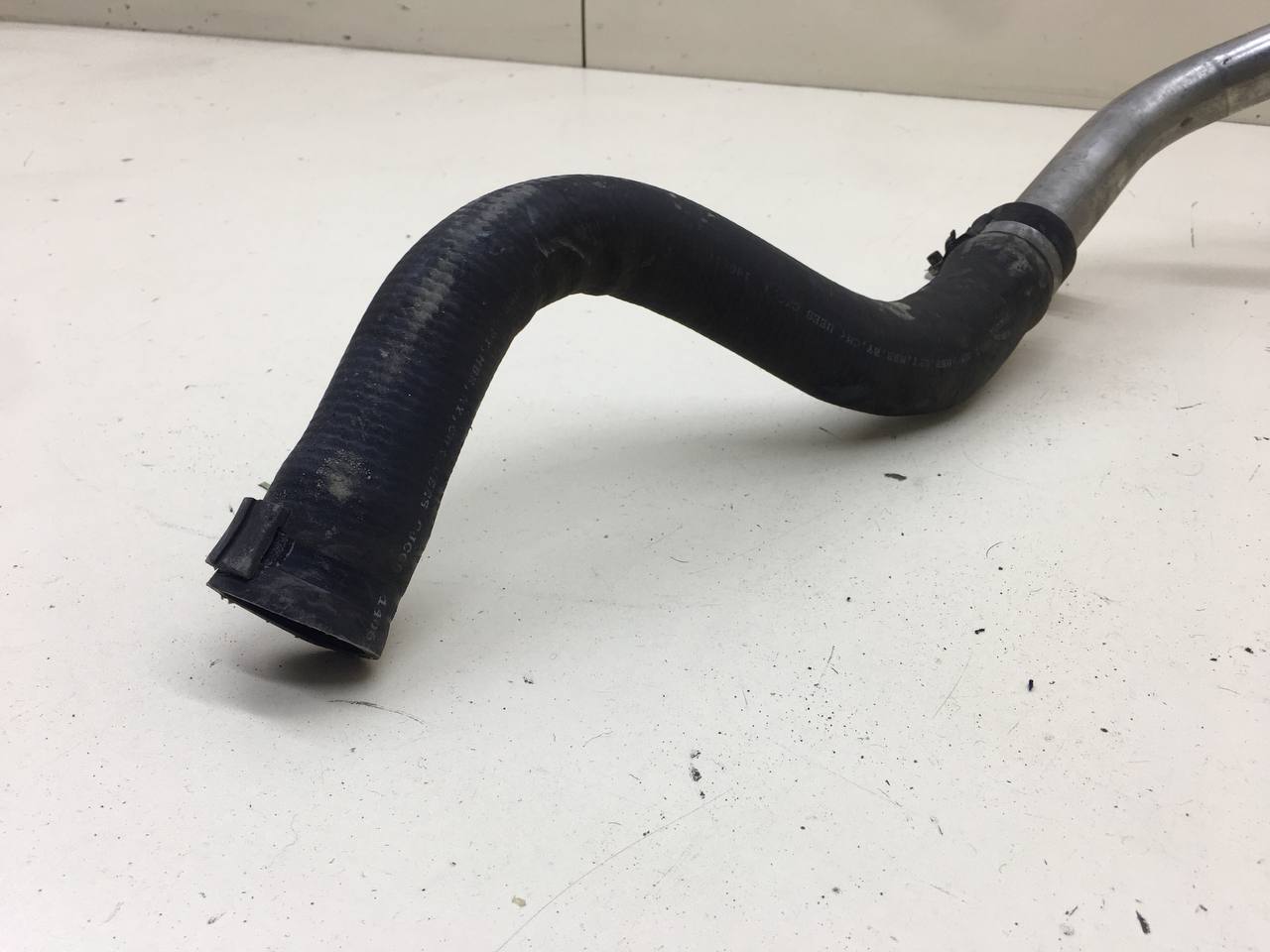 Горловина топливного бака Jaguar XF 2007-2015