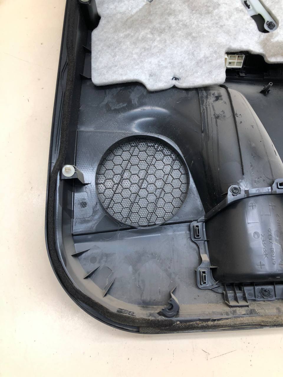 Обшивка двери задней левой Toyota Rav 4 (XA40) 2013-2019