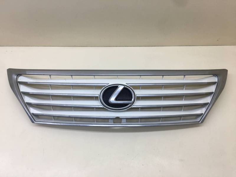 Решетка радиатора Lexus LX570 (J200) 2007-2015