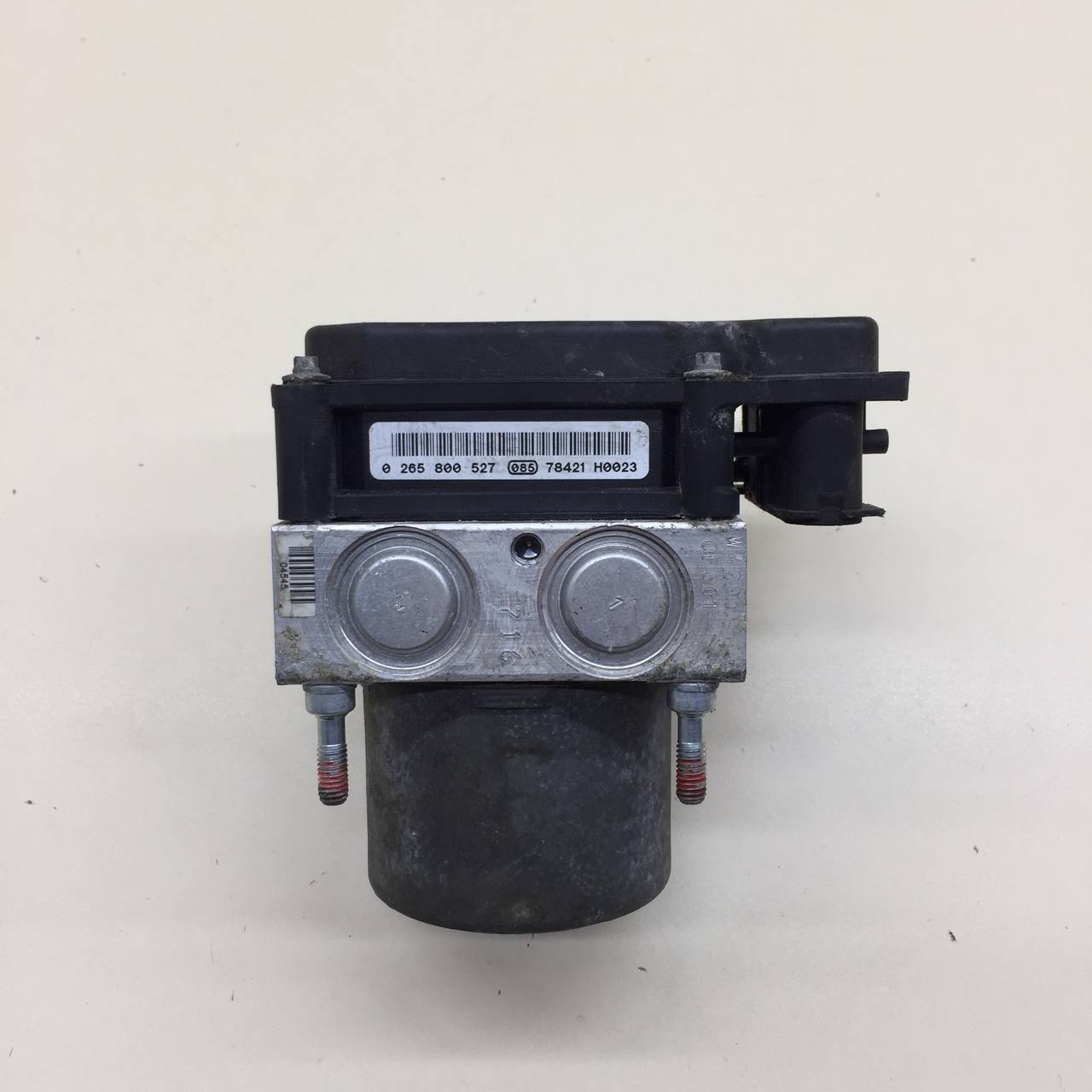 Блок ABS (насос) Toyota Auris (E150) 2006-2012