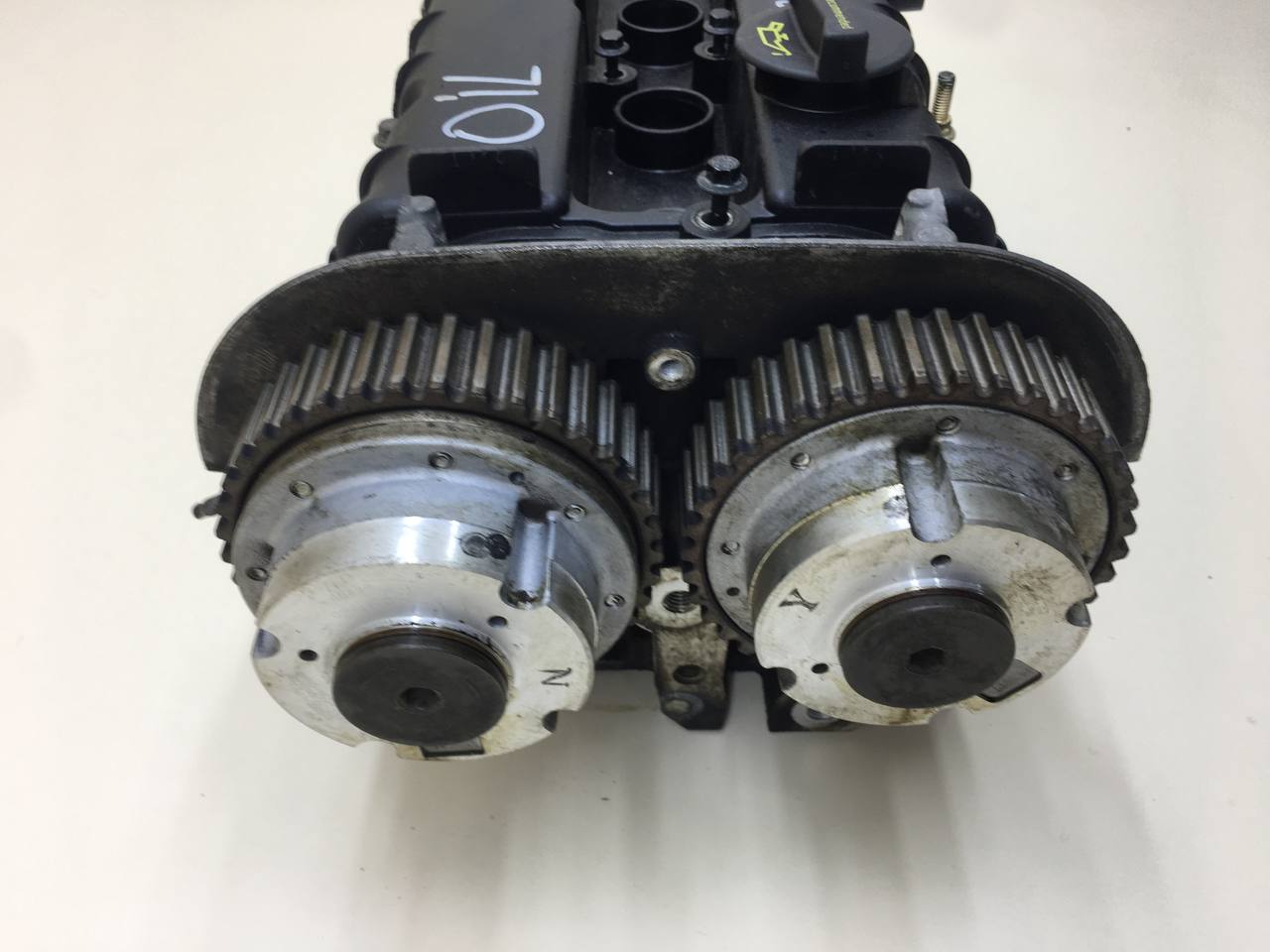 Головка блока цилиндров Ford Focus 3 2011> Головка блока цилиндров Ford Focus 3 2011>