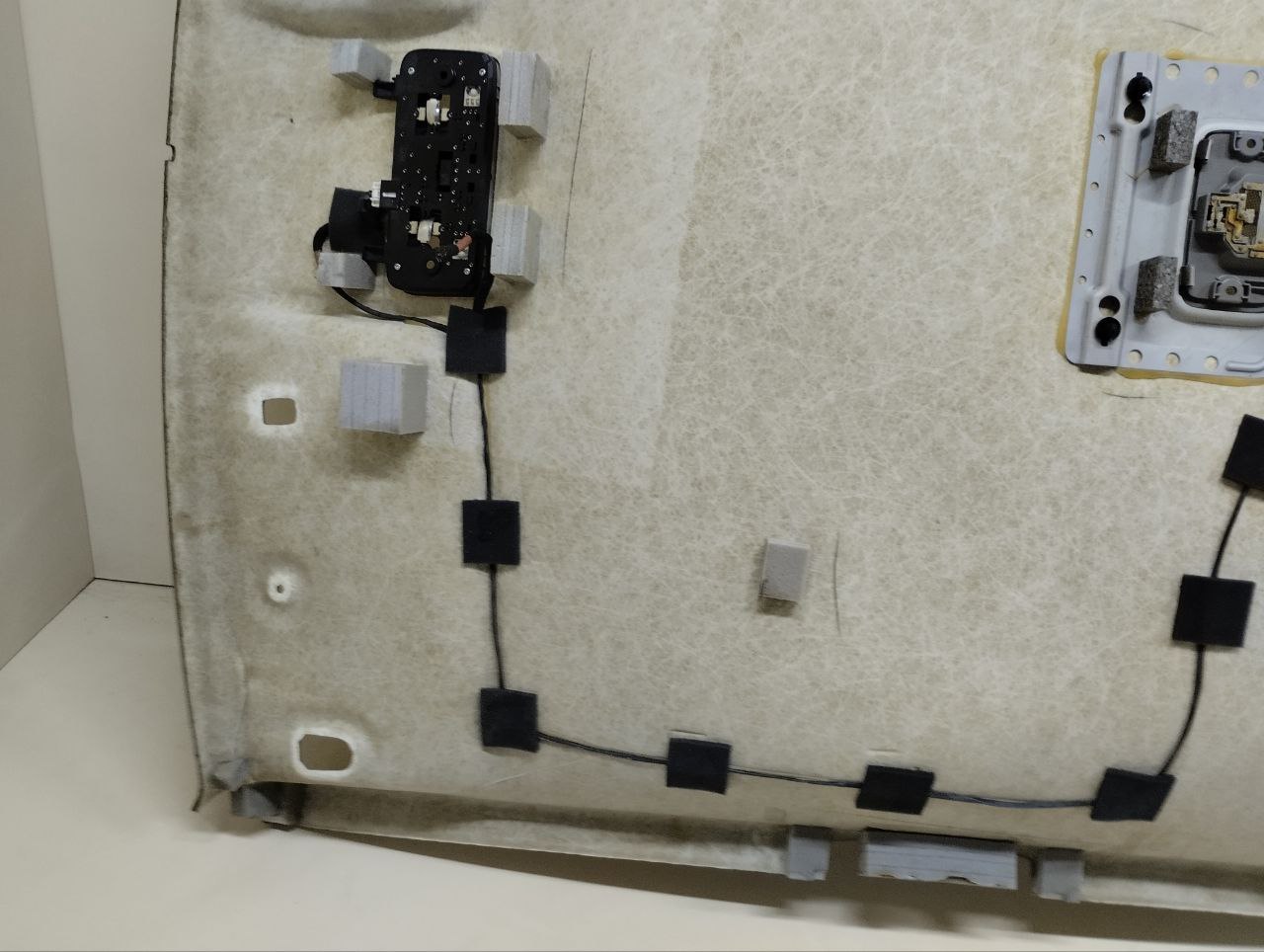 Обшивка потолка Hyundai Solaris (RB) 2010-2017