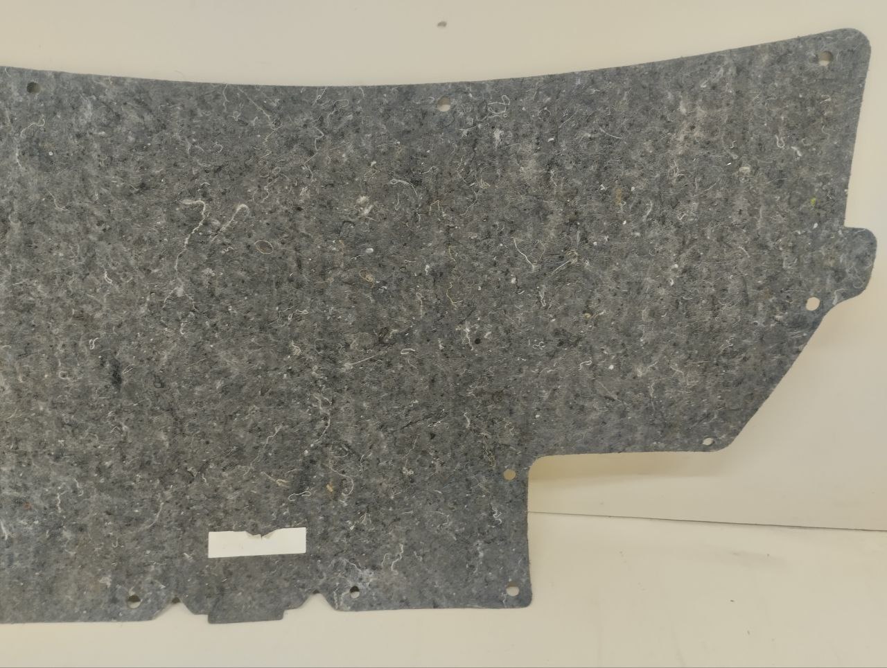 Обшивка крышки багажника Nissan Almera (N16) 2000-2006