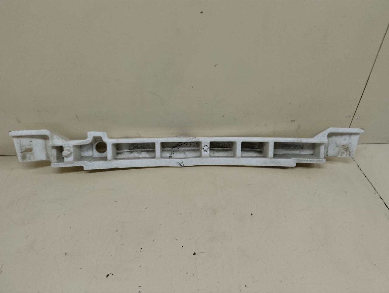 Наполнитель переднего бампера Mazda Mazda 3 (BL) 2009-2013