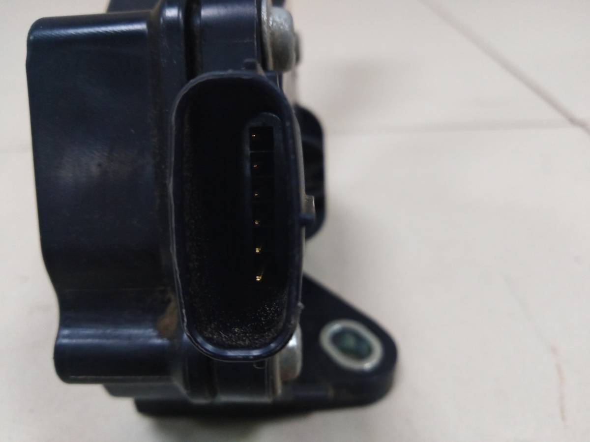 Педаль газа Toyota Corolla E150 2006-2013 Педаль газа Toyota Corolla E150 2006-2013