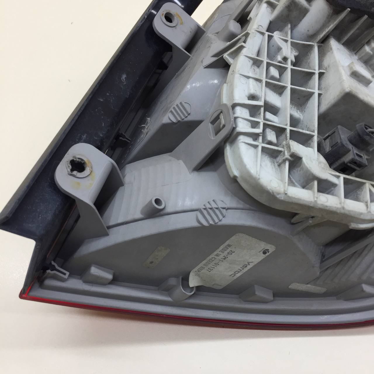 Фонарь задний левый Skoda Rapid 2012-2020