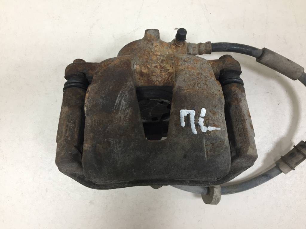 Суппорт передний левый Fiat Albea 2002-2012