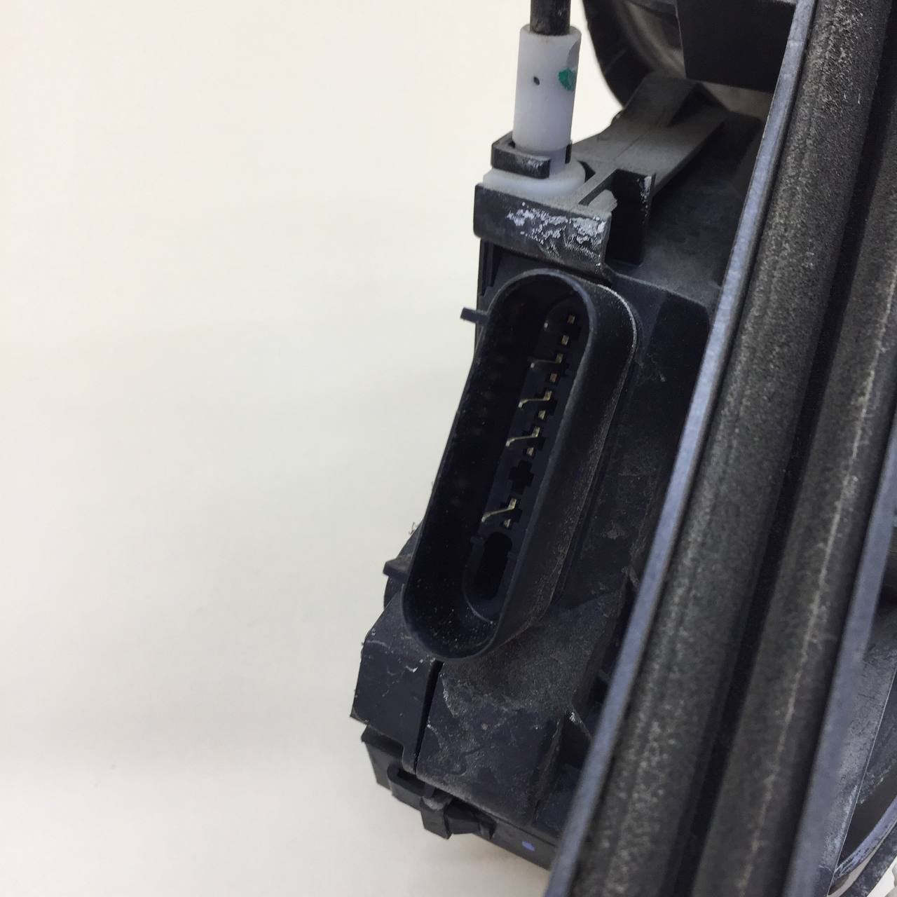 Замок двери задней левой Ford Focus 3 2011>