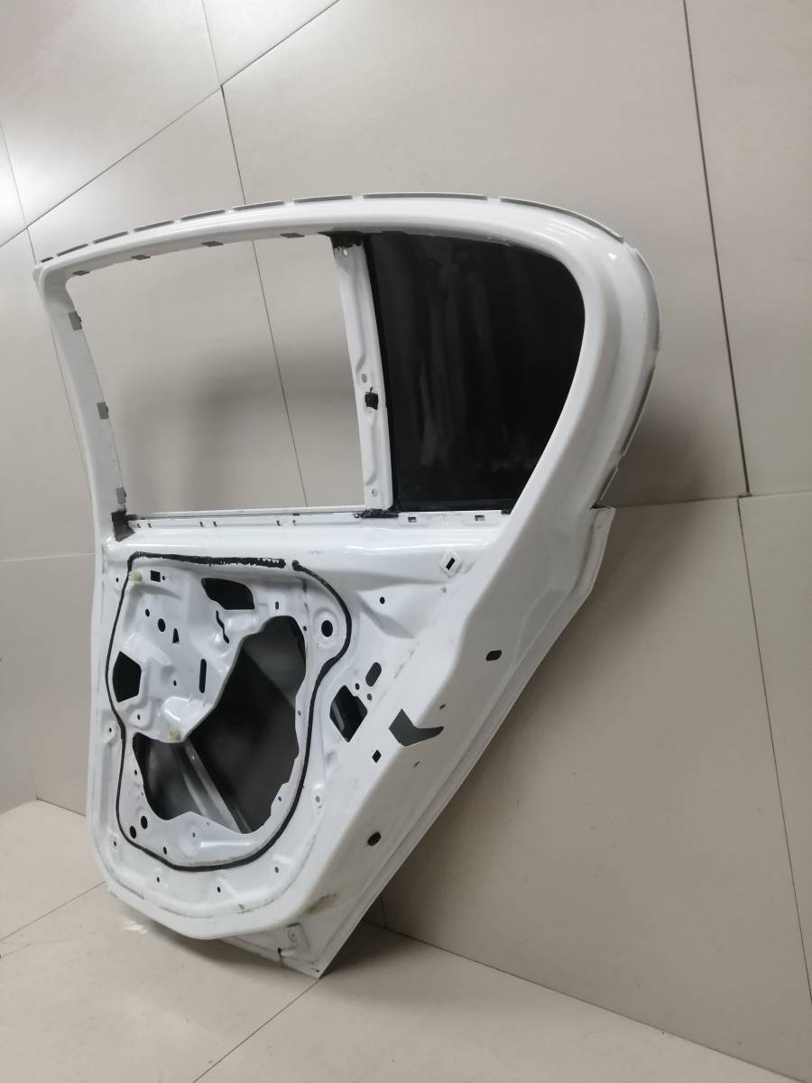 Дверь задняя правая BMW 1-series E87/E81 2004-2011