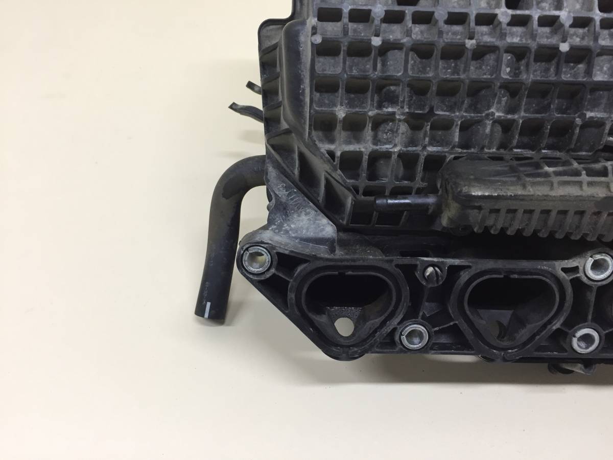 Коллектор впускной Volkswagen Polo (MK5) 2011-2020