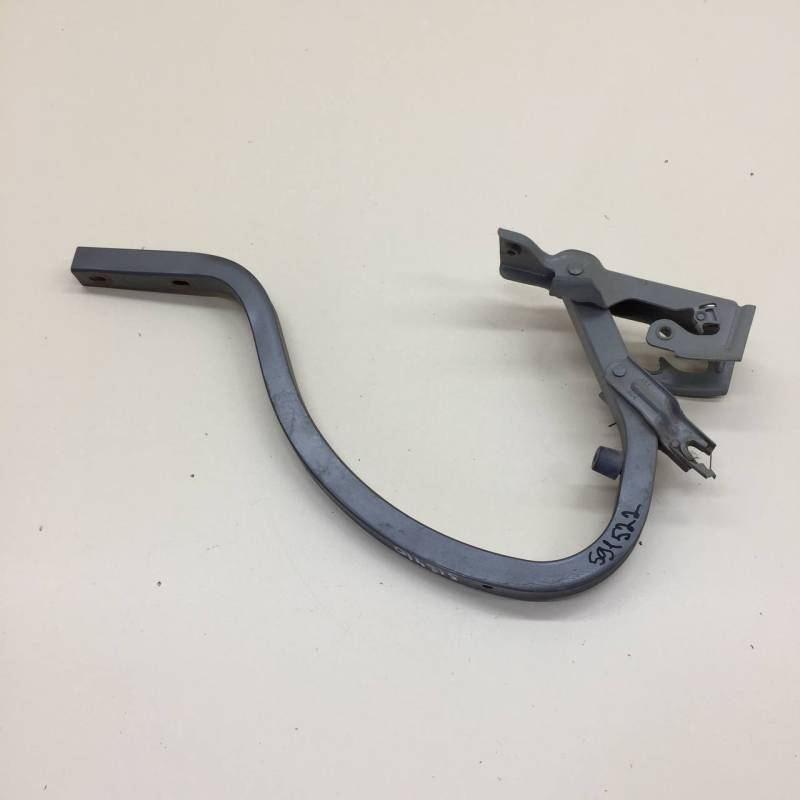 Петля крышки багажника Chevrolet Cobalt (T250) 2011-2015