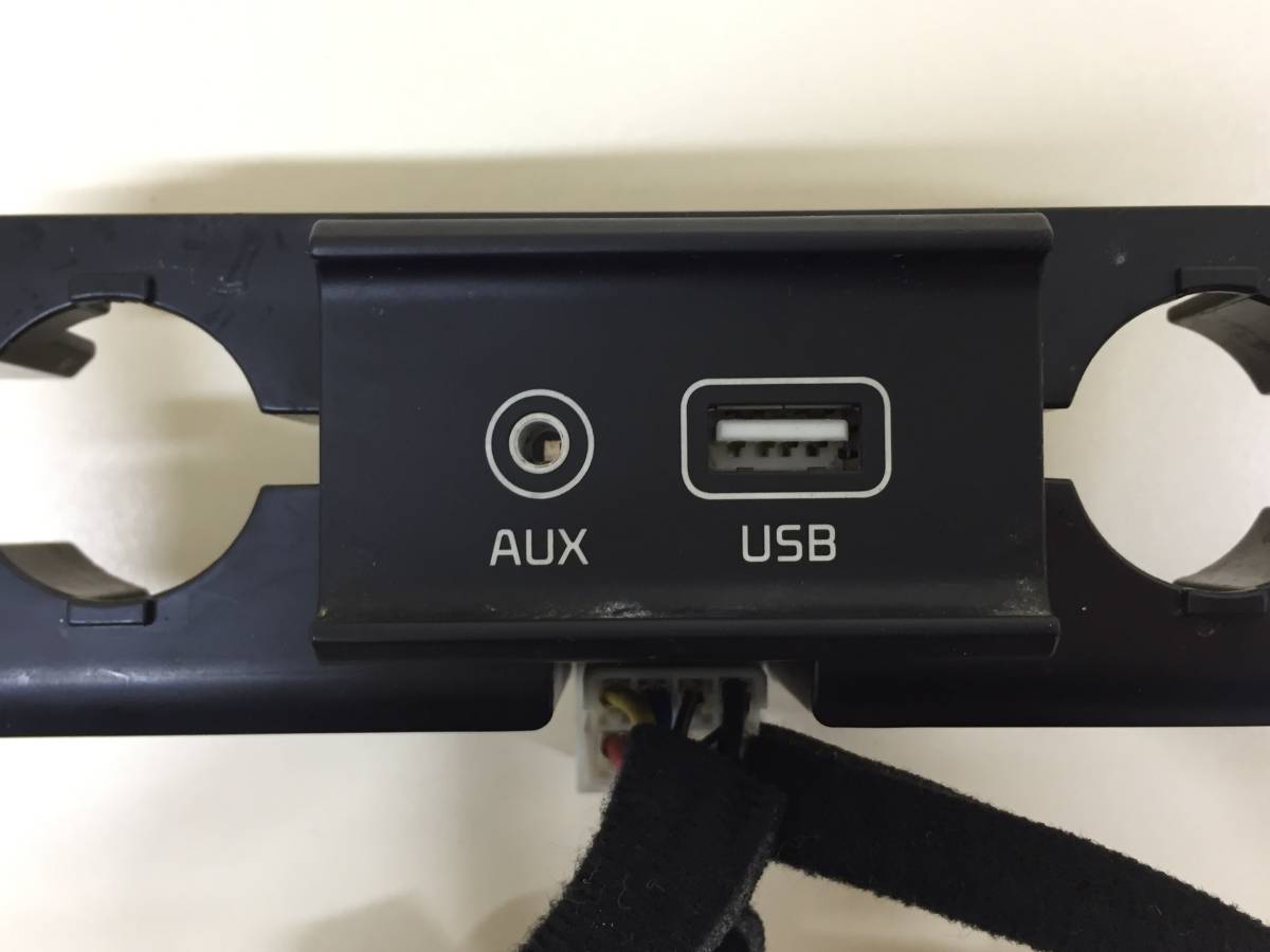 Разъем (USB AUX) Kia Sorento (UM) 2015>