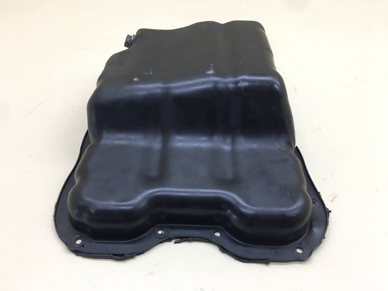 Поддон масляный двигателя Mitsubishi Outlander XL (CW) 2006-2012 Поддон масляный двигателя Mitsubishi Outlander XL (CW) 2006-2012