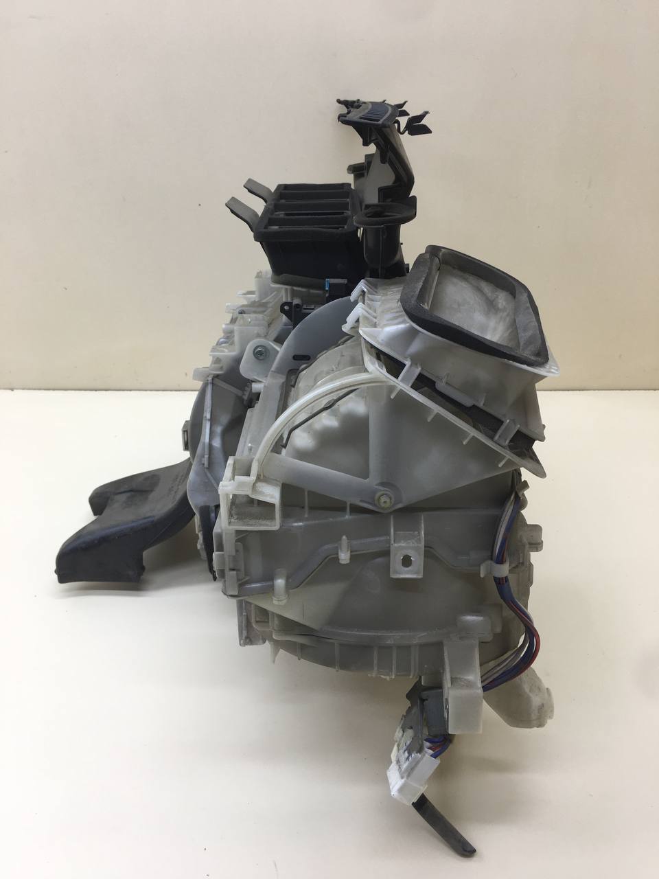 Корпус отопителя Toyota Rav 4 (A30) 2006-2013