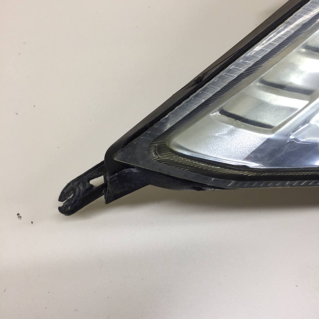 Фара правая Chevrolet Cobalt (T250) 2011-2015 Фара правая Chevrolet Cobalt (T250) 2011-2015