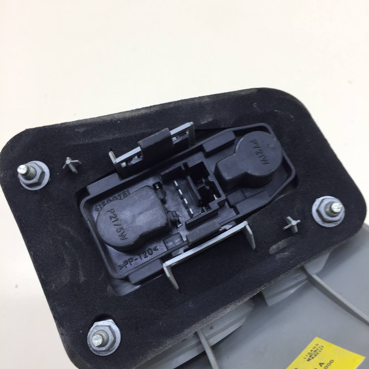 Фонарь задний наружный левый Fiat Albea 2002-2012