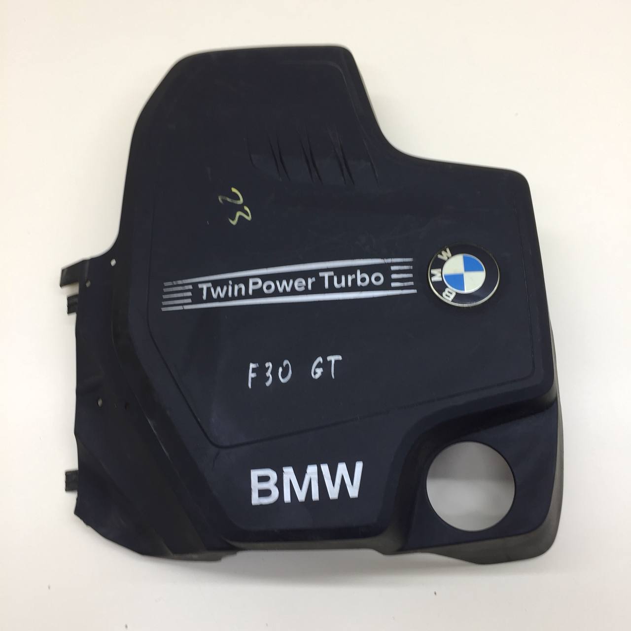 Крышка двигателя декоративная BMW 3-series F30/F31 2011>