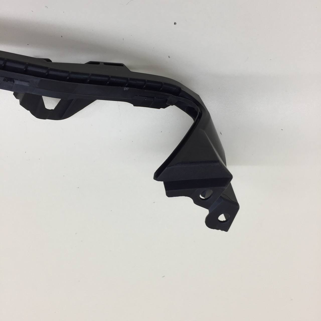 Кронштейн переднего бампера левый Subaru Impreza (GJ/G13) 2011-2014