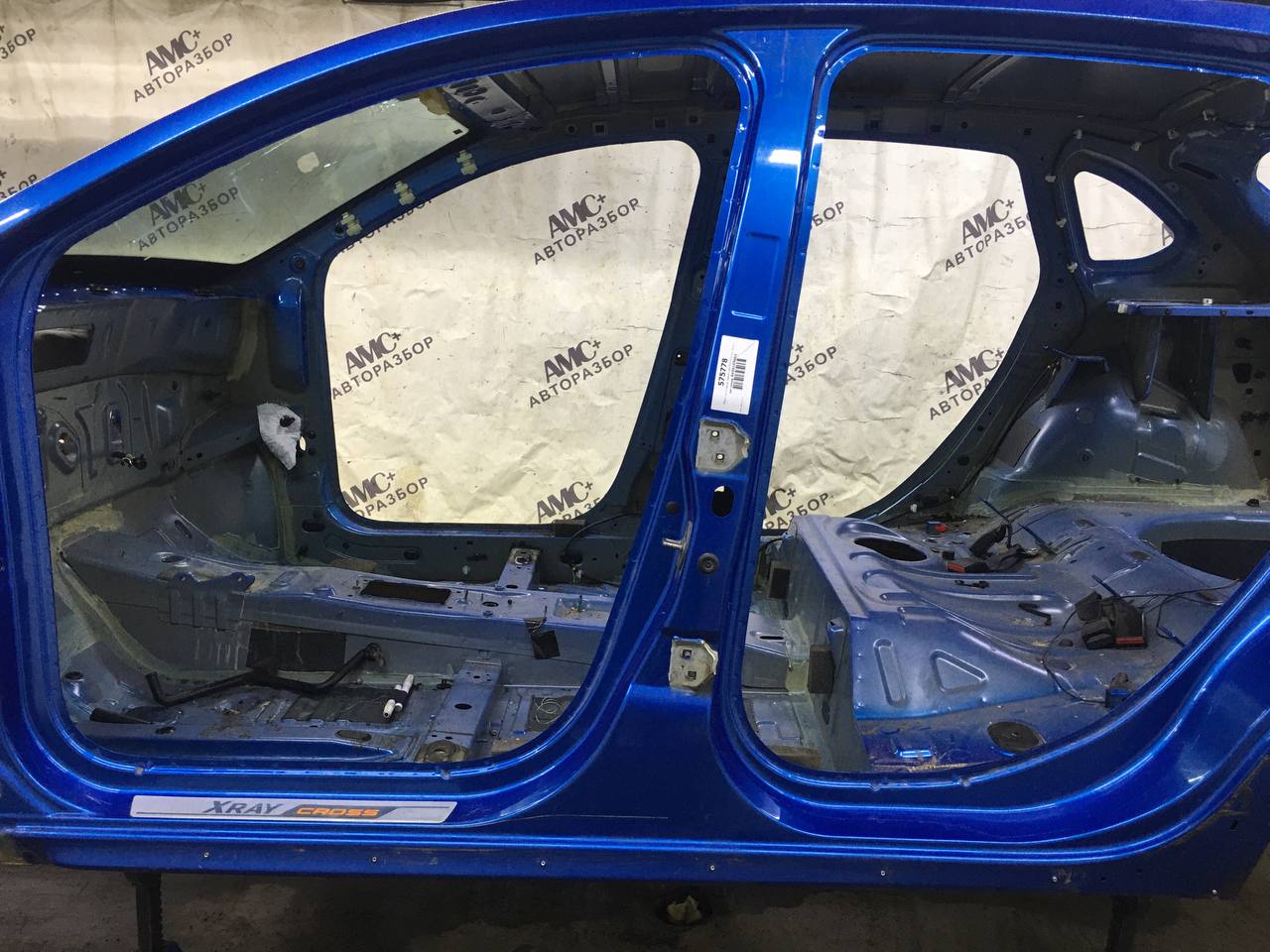 Порог со стойкой левый Lada  X-RAY Cross 2018 >