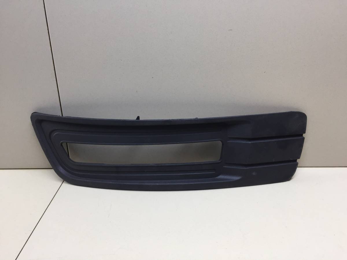 Рамка противотуманной фары левой Geely Emgrand EC7 2008>