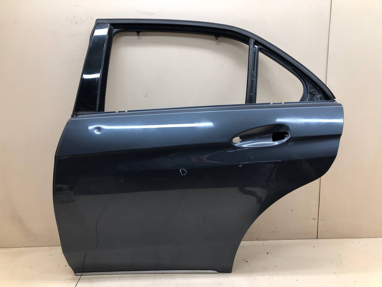 Дверь задняя левая Mercedes-Benz E-Class (W212/S212/C207/A207) 2009-2016 Дверь задняя левая Mercedes-Benz E-Class (W212/S212/C207/A207) 2009-2016