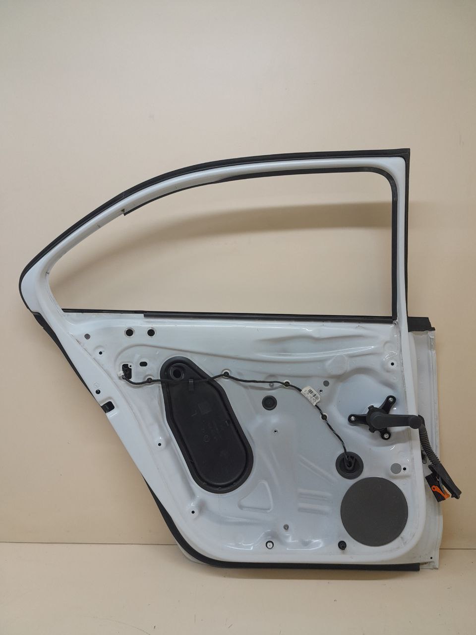 Дверь задняя левая Skoda Rapid 2012-2020 Дверь задняя левая Skoda Rapid 2012-2020