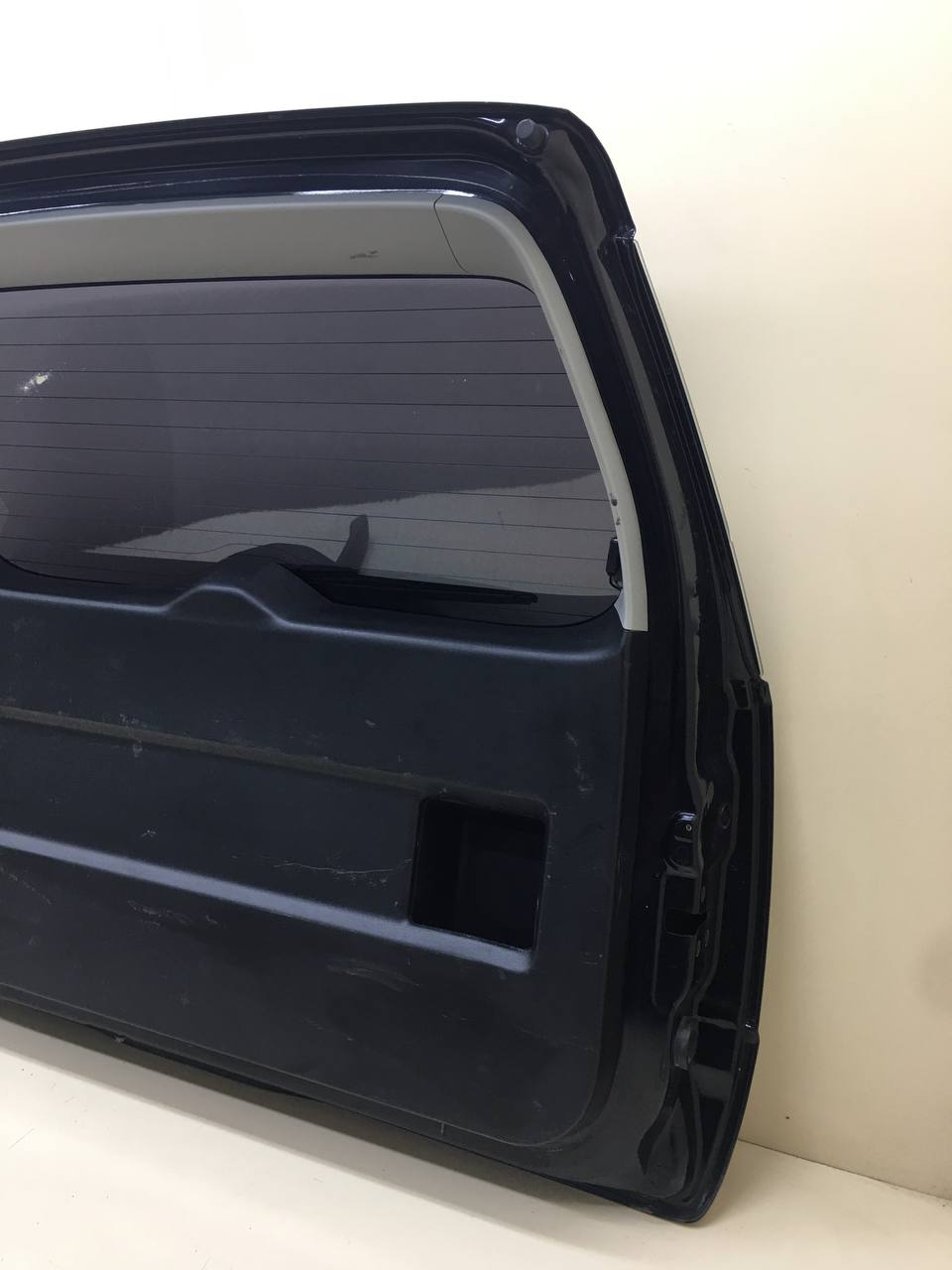 Дверь багажника со стеклом Suzuki Grand Vitara 2005-2015