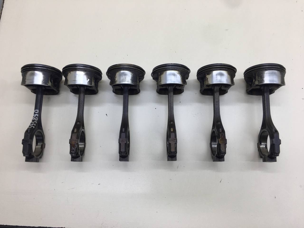 Поршень с шатуном Mitsubishi Outlander XL (CW) 2006-2012