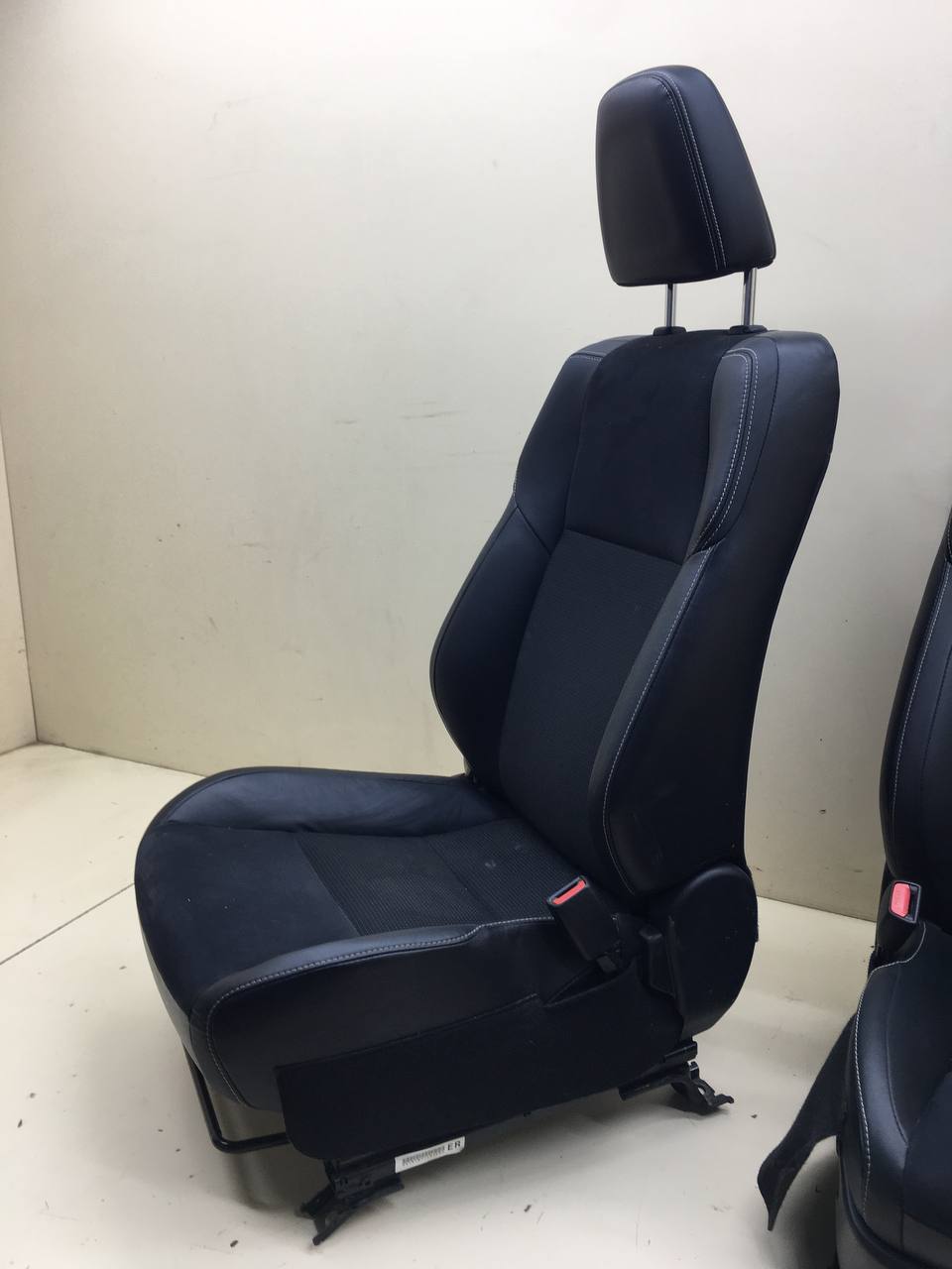 Сиденье (комплект) Toyota Rav 4 (XA40) 2013-2019