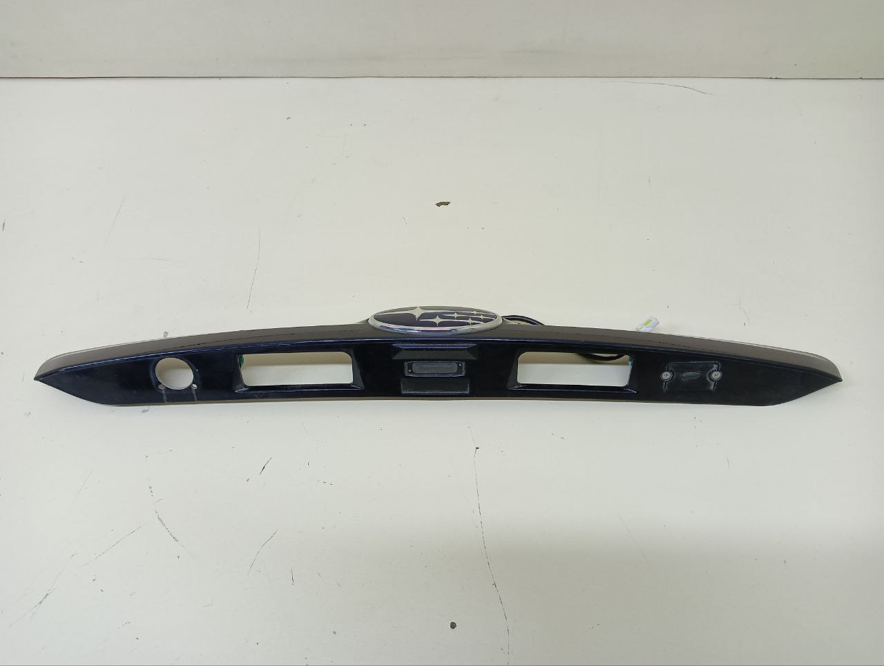 Накладка двери багажника Subaru XV (G33,G43) 2011-2017