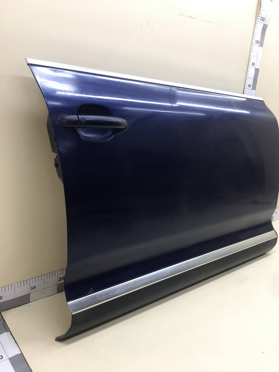 Дверь передняя правая Volkswagen Touareg (7L) 2002-2010