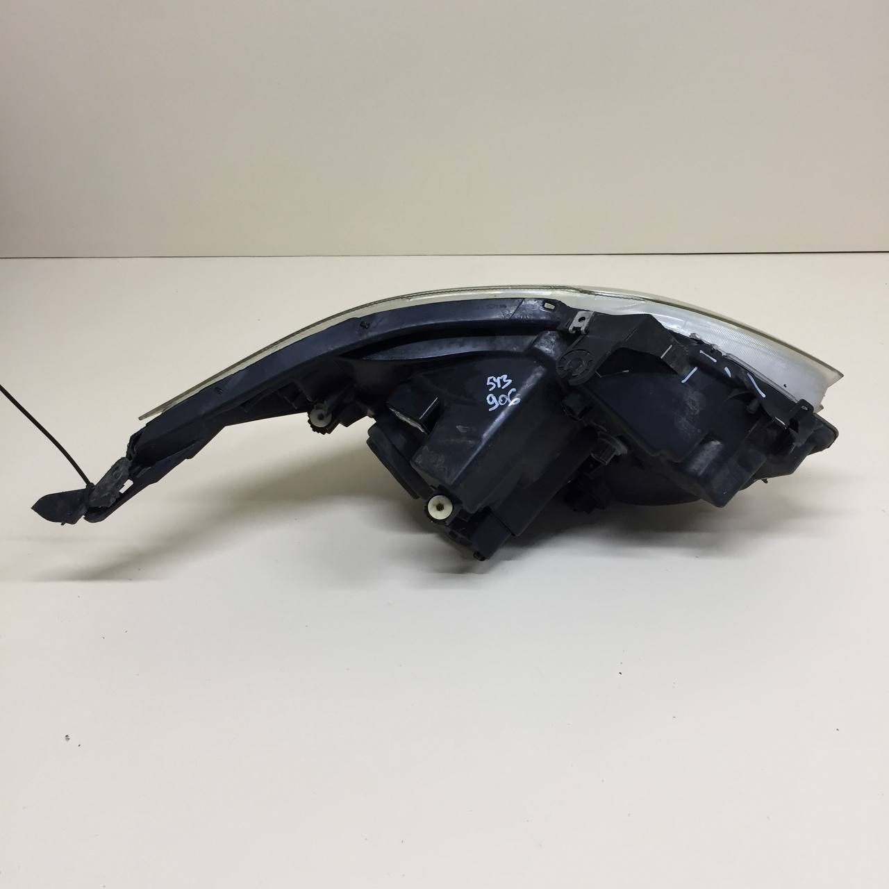 Фара левая Chevrolet Cobalt (T250) 2011-2015 Фара левая Chevrolet Cobalt (T250) 2011-2015
