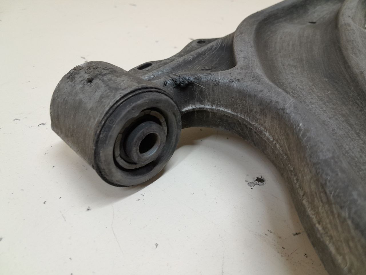 Рычаг передний левый Chevrolet Cruze (J300) 2009-2016