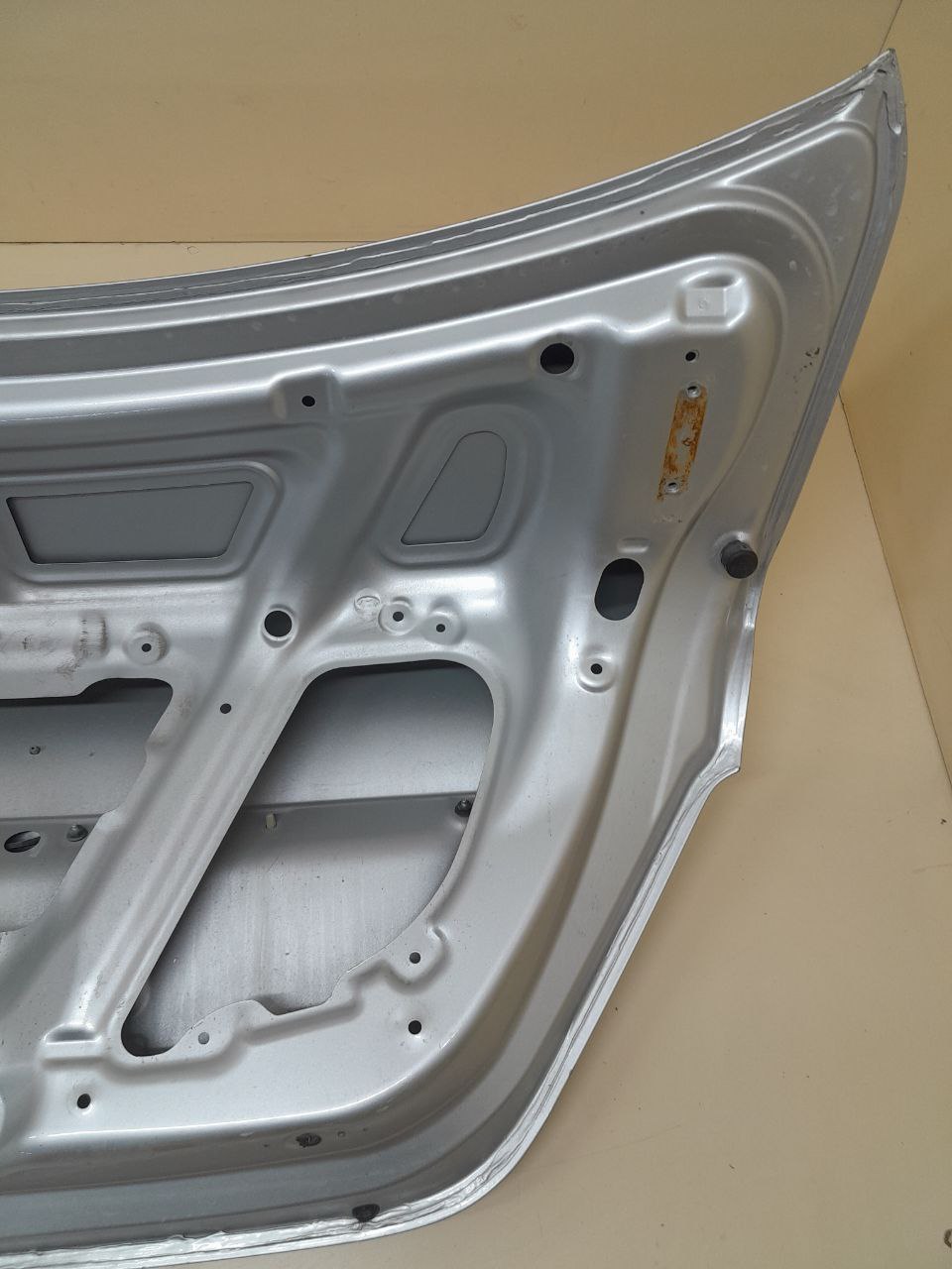Крышка багажника Hyundai Solaris (RB) 2010-2017 Крышка багажника Hyundai Solaris (RB) 2010-2017