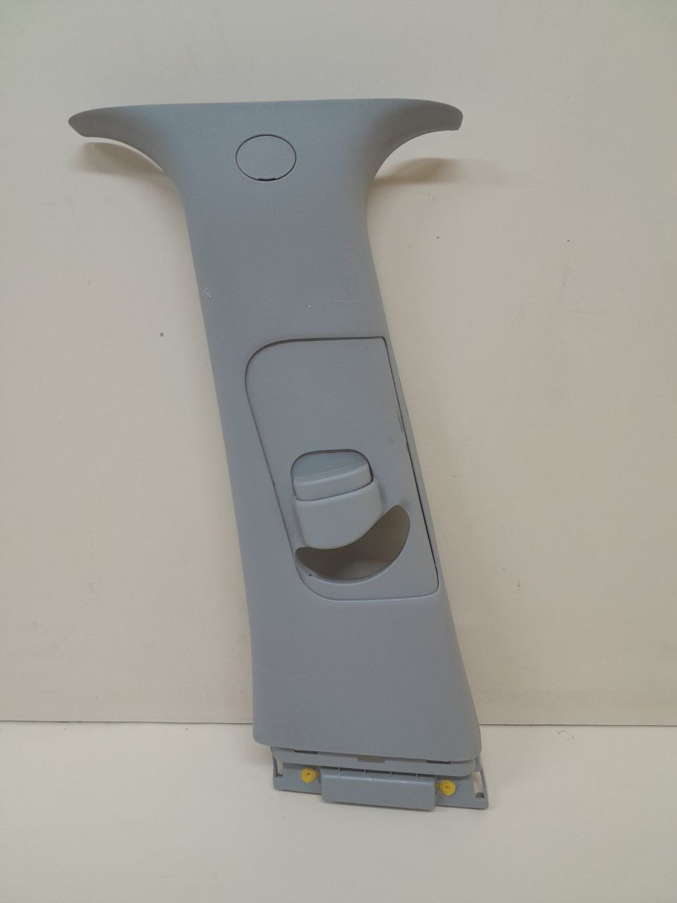 Обшивка стойки Kia Venga (YN) 2010-2017