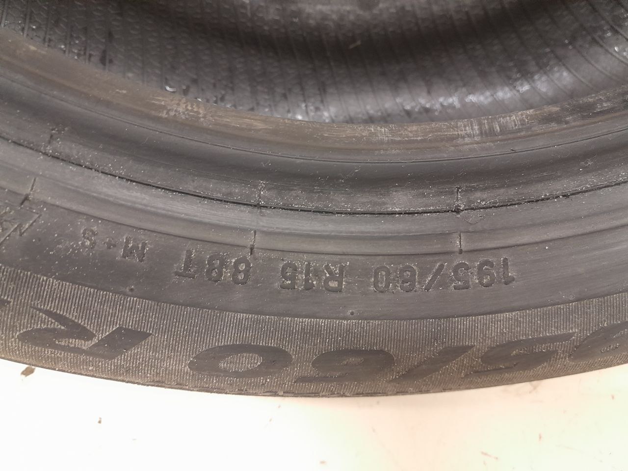 Шины R15 Зимние шипованные Pirelli Winter Ice Zero 