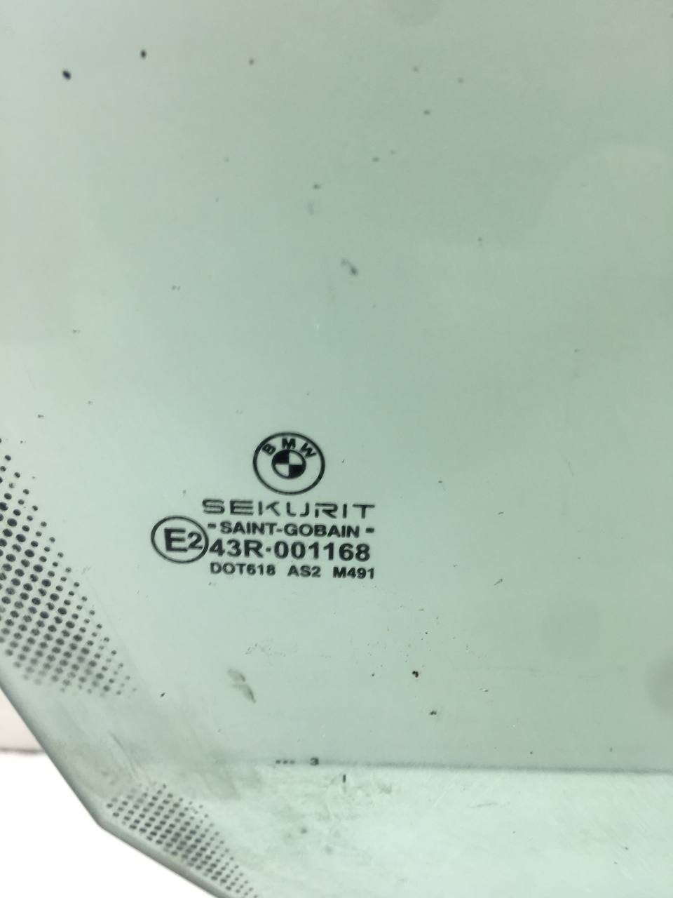 Стекло двери передней правой BMW 6-Series E63 2003-2010