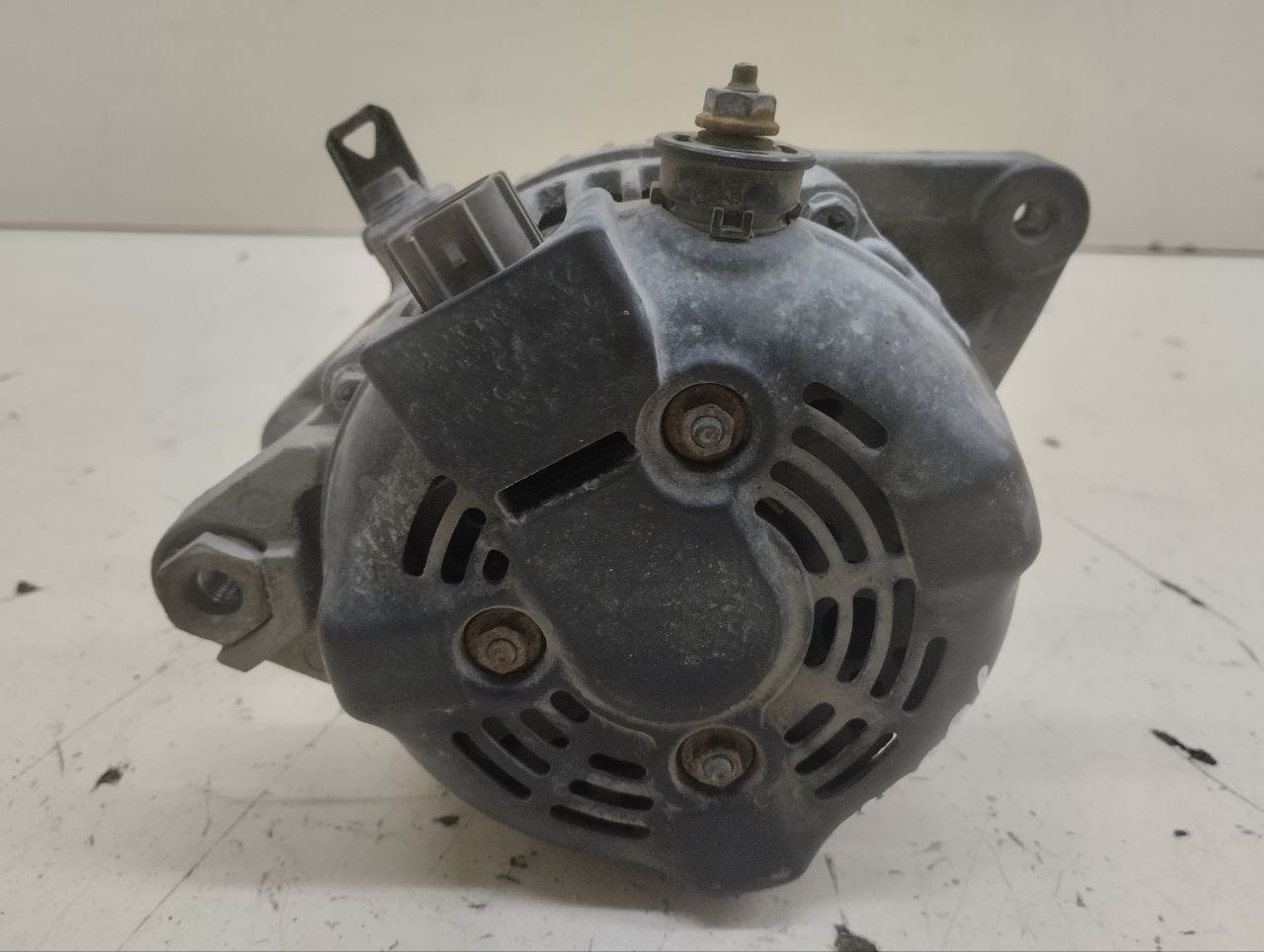 Генератор Toyota Corolla E150 2006-2013 Генератор Toyota Corolla E150 2006-2013