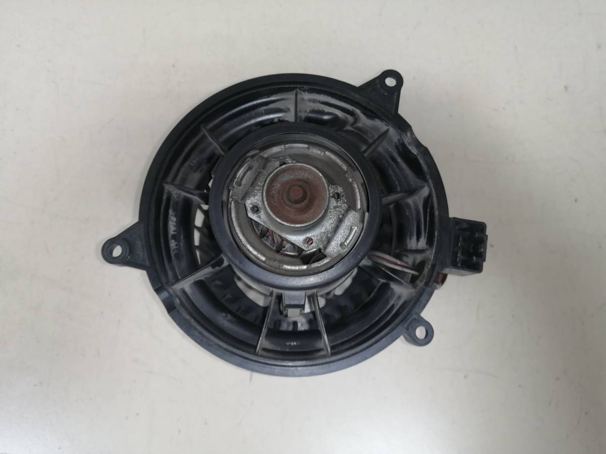 Моторчик отопителя Ford Fusion (JU) 2002-2012