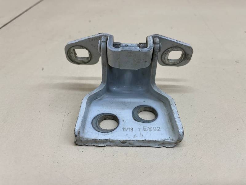 Петля двери Renault Logan (1) 2005-2014 Петля двери Renault Logan (1) 2005-2014