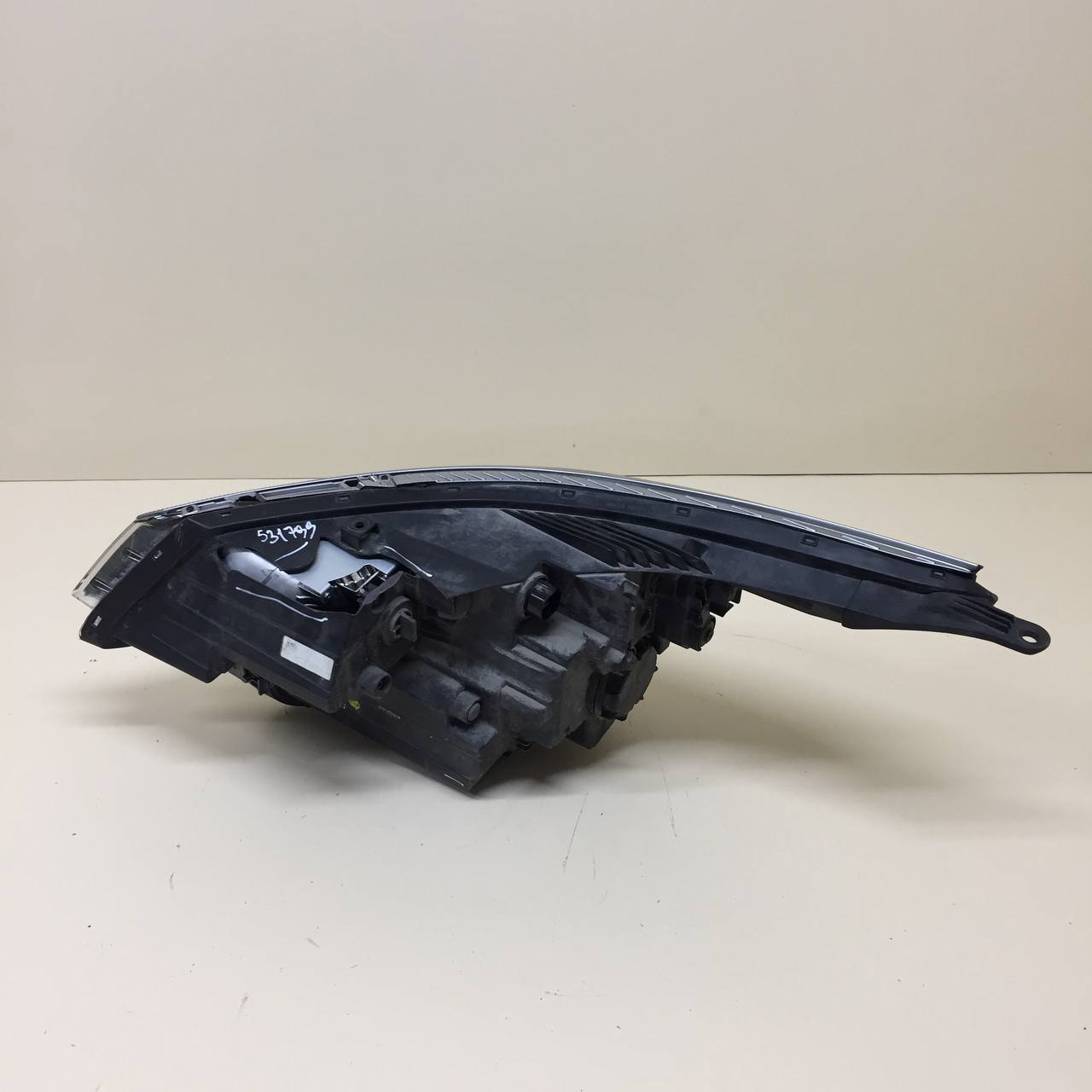 Фара правая Kia Seltos 2019>