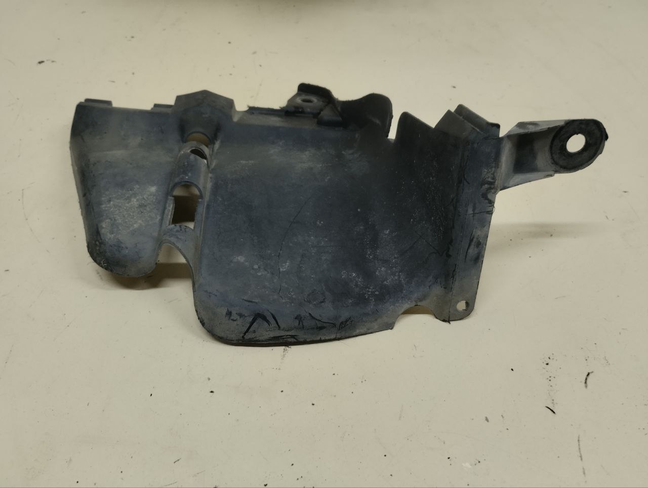 Пыльник (кузов наружные) Nissan Almera 3 (G11, G15) 2012> Пыльник (кузов наружные) Nissan Almera 3 (G11, G15) 2012>