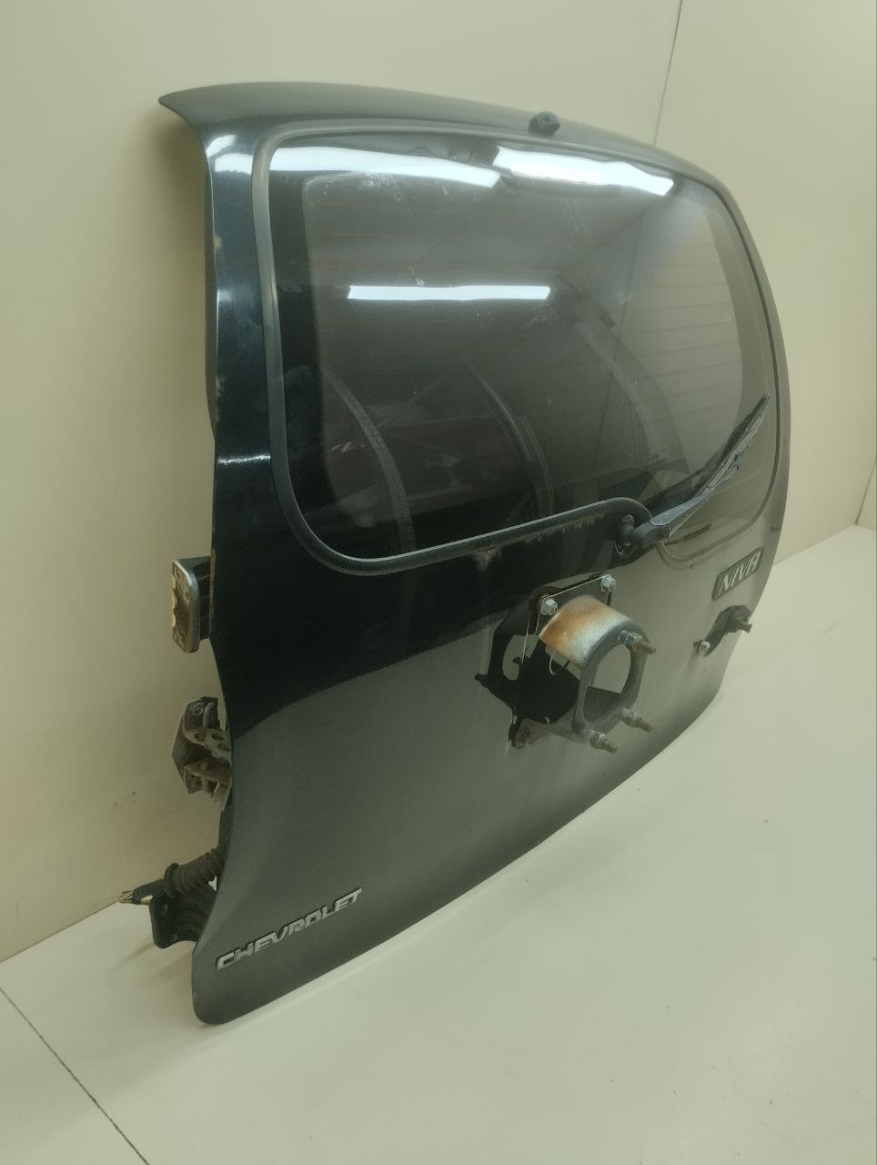 Дверь багажника со стеклом Chevrolet Niva 2009-2020