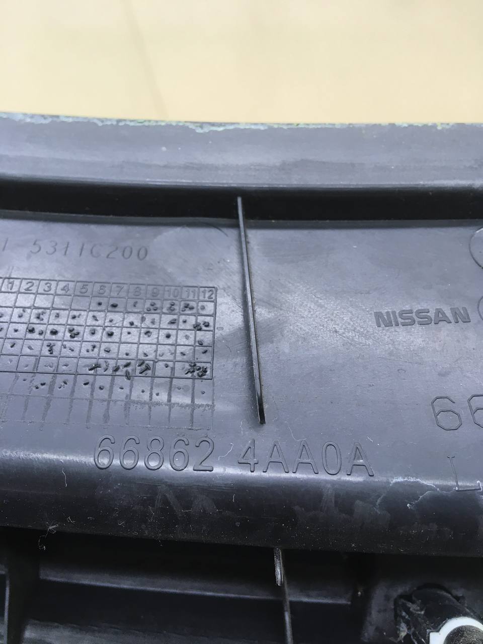 Решетка стеклооч. (планка под лобовое стекло, жабо) Nissan Almera 3 (G11, G15) 2012>