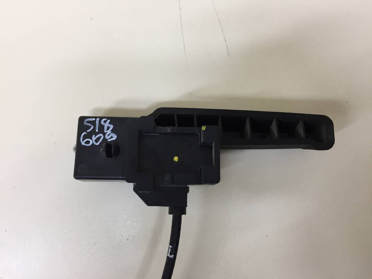 Ручка открывания капота Chevrolet Cobalt (T250) 2011-2015