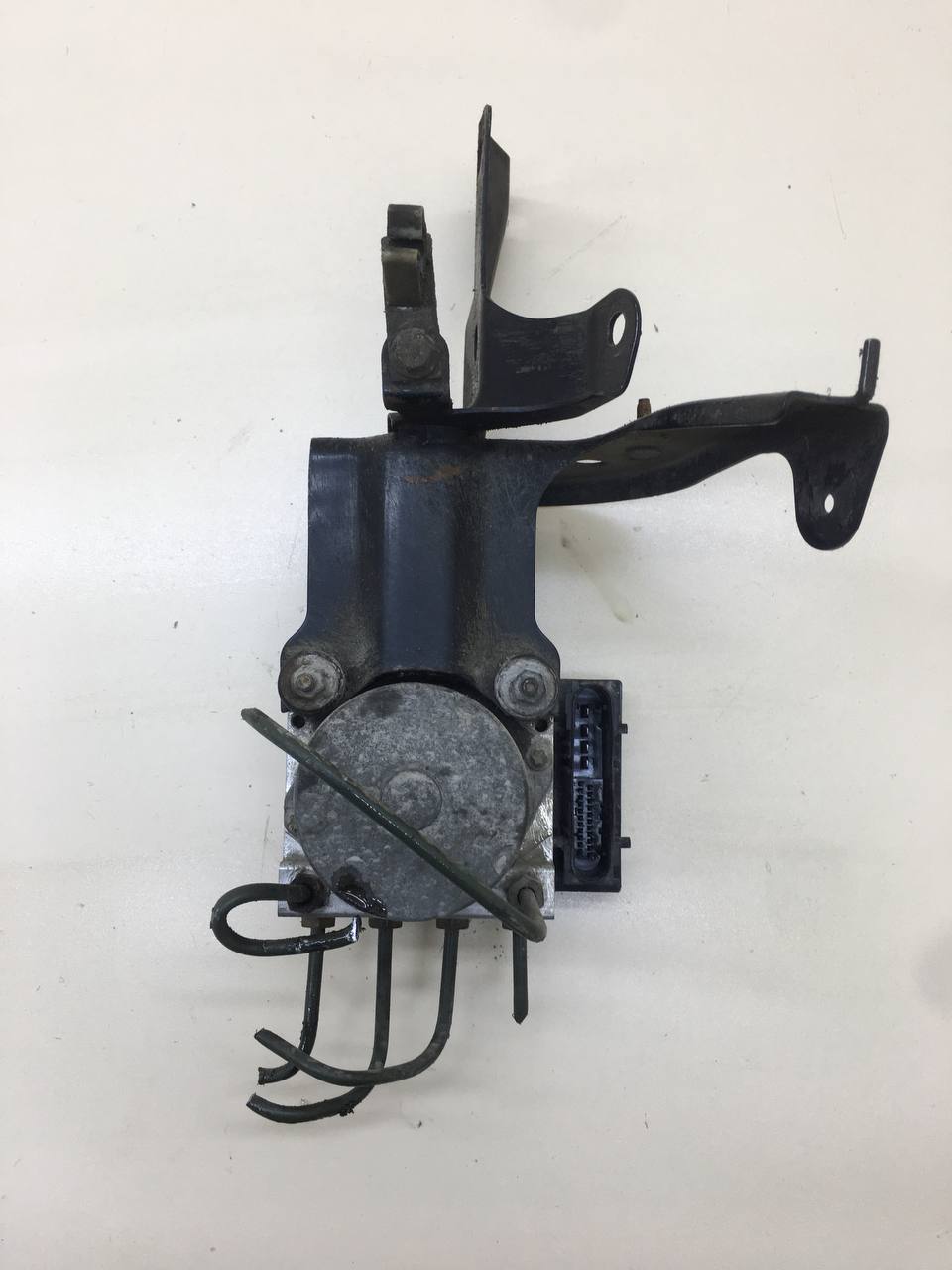 Блок ABS (насос) Nissan Primera (P12) 2002-2007