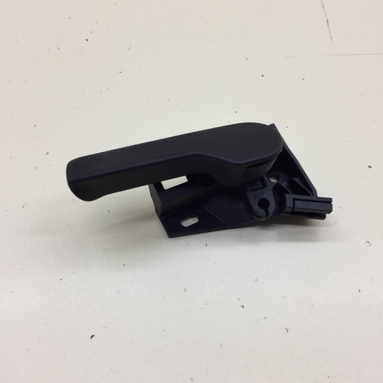 Ручка открывания капота Volkswagen Golf 6 (5K) 2009-2013